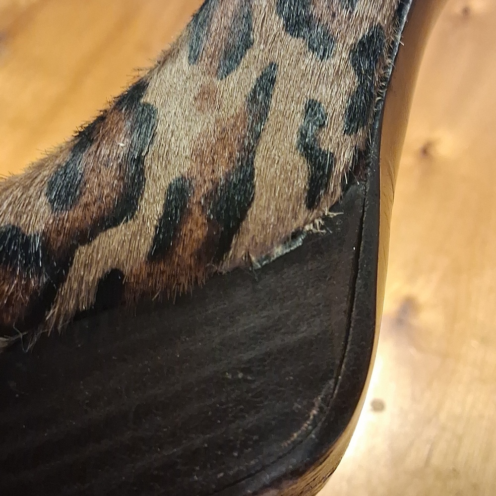 Stuart Weitzman Cheetah Heels Size 6 - Picture 12 of 15